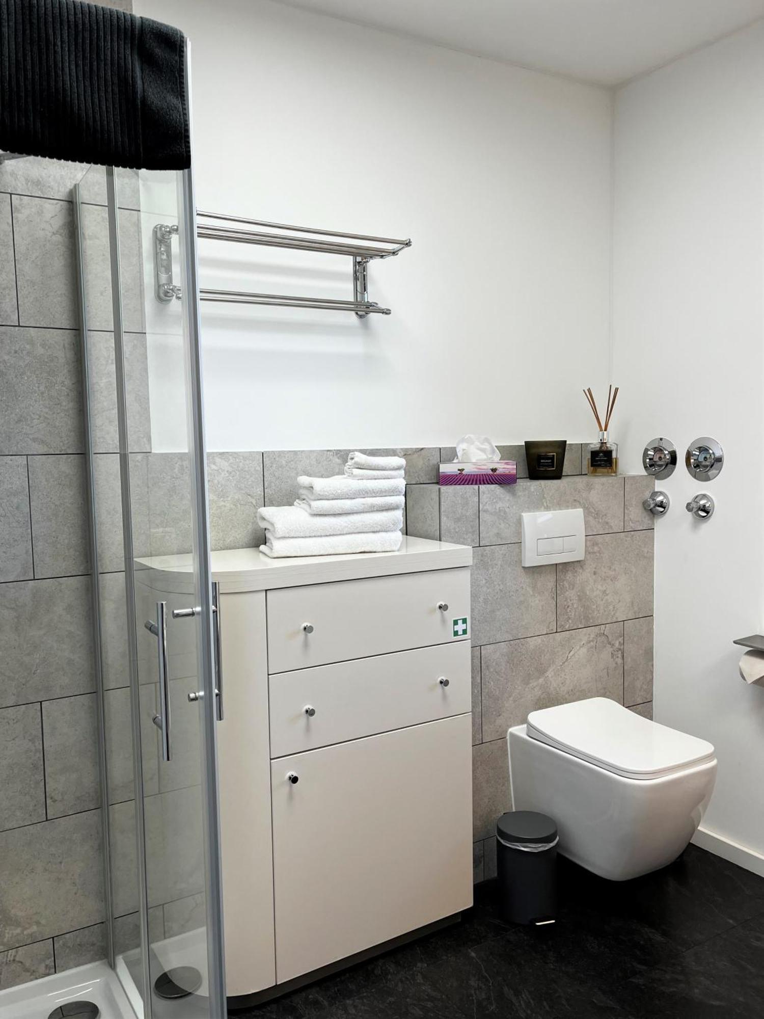 Apartment Wohlfuehlplatzl - Urgemuetlich & Ruhig Vogtareuth Extérieur photo