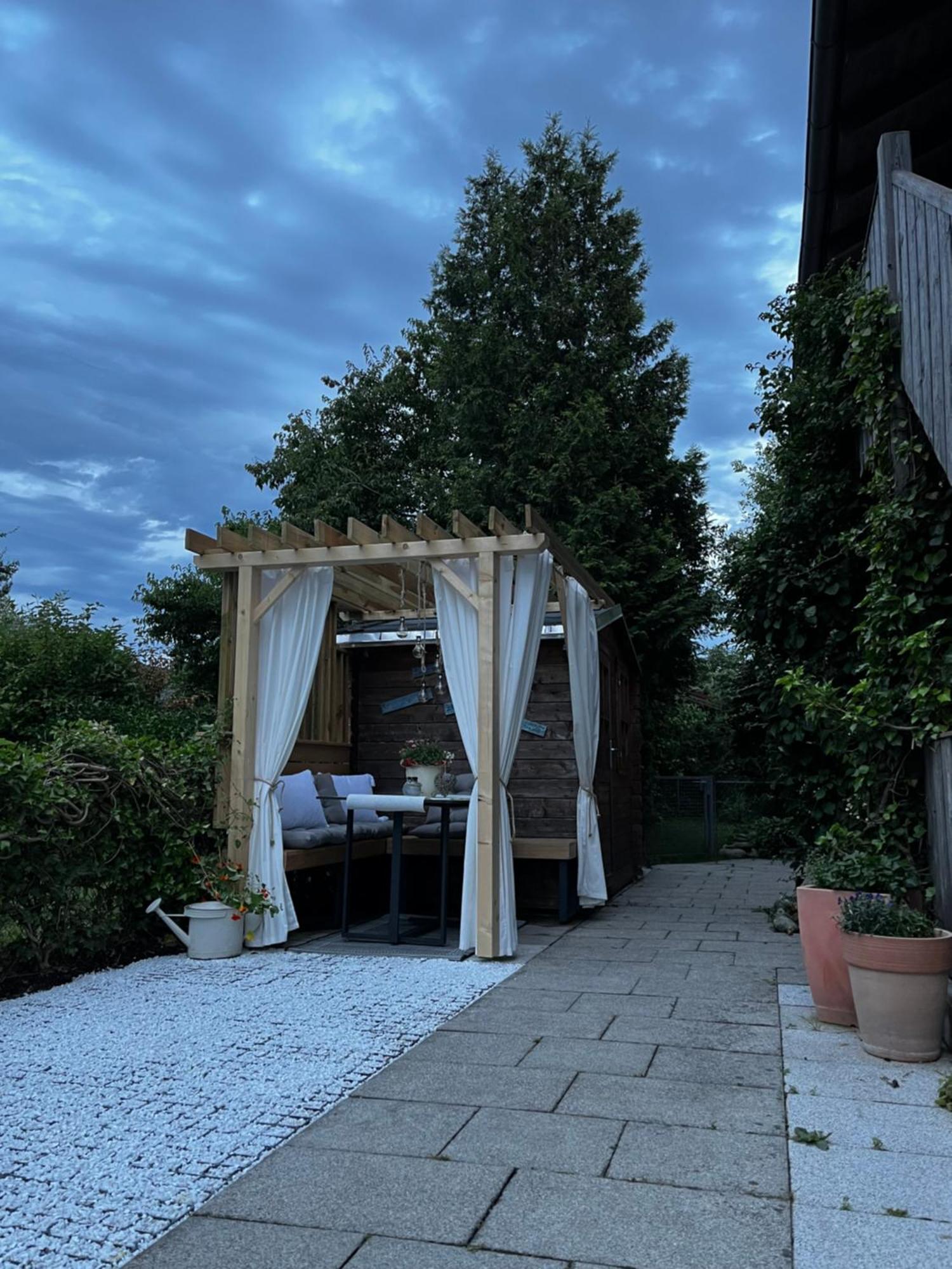 Apartment Wohlfuehlplatzl - Urgemuetlich & Ruhig Vogtareuth Extérieur photo